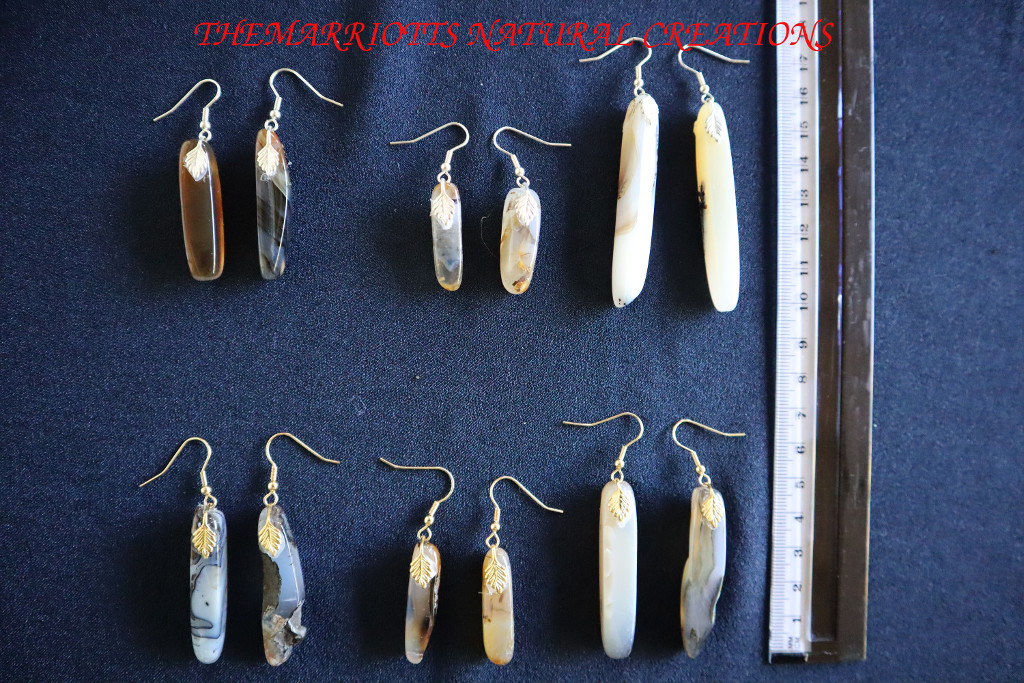 Item er-white-agate
